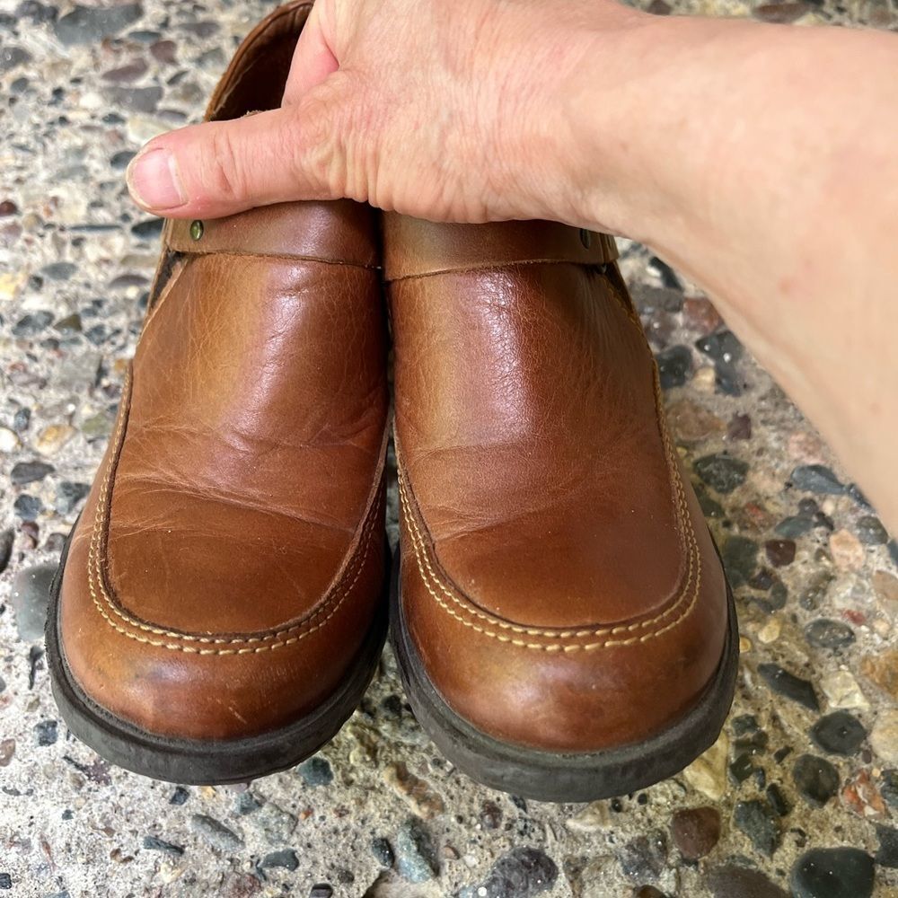 Born Handcrafted Footwear rich brown leather ankle booties, logo, Velcro, 7.5 - Picture 7 of 12